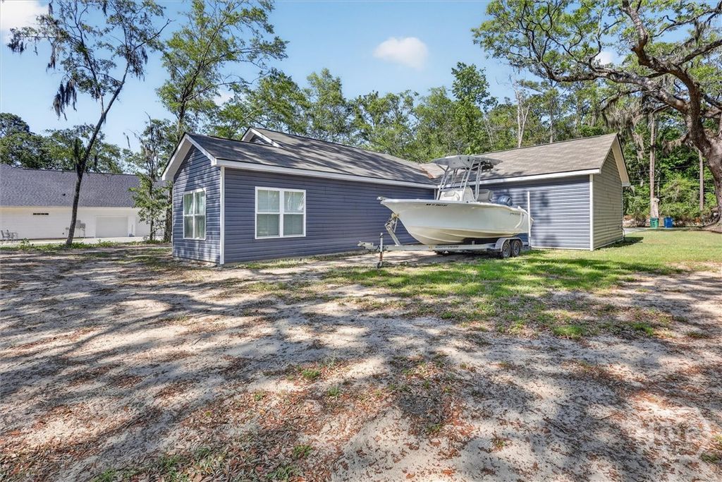Image 36 of property listing at 117 Giles Avenue, Rincon, GA 31326