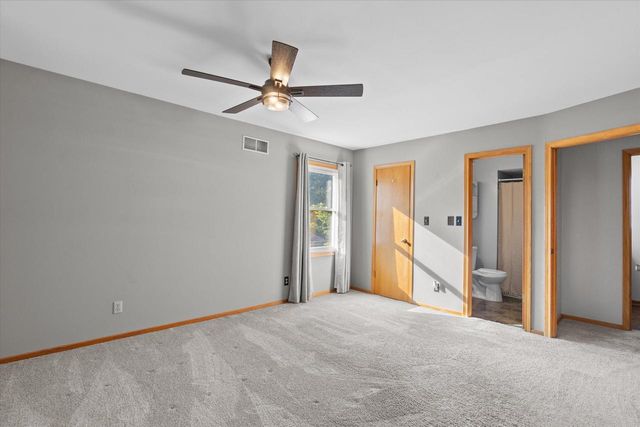 N78W15498 Old Gate ROAD, Menomonee Falls, WI 53051