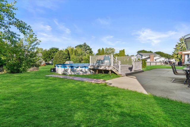 N78W15498 Old Gate ROAD, Menomonee Falls, WI 53051