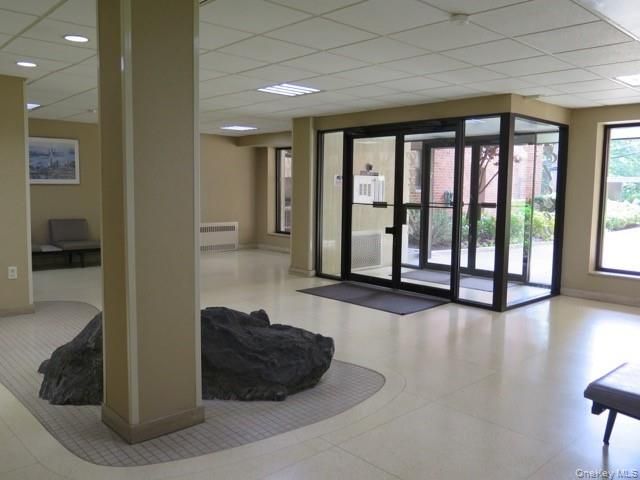 11 Lake Street 3S, White Plains, NY 10603