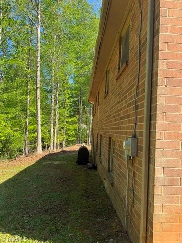 577 Piney Fork Church Road, Eden, NC 27288