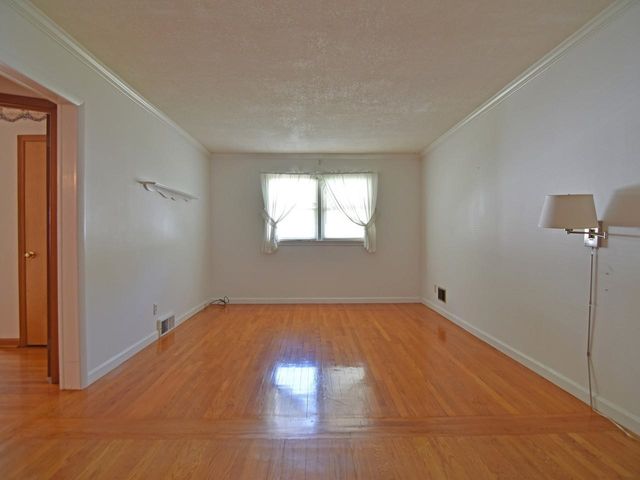 2 Murray Road, Essex Junction, VT 05452