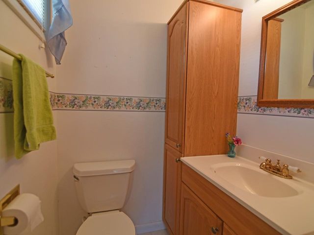 2 Murray Road, Essex Junction, VT 05452