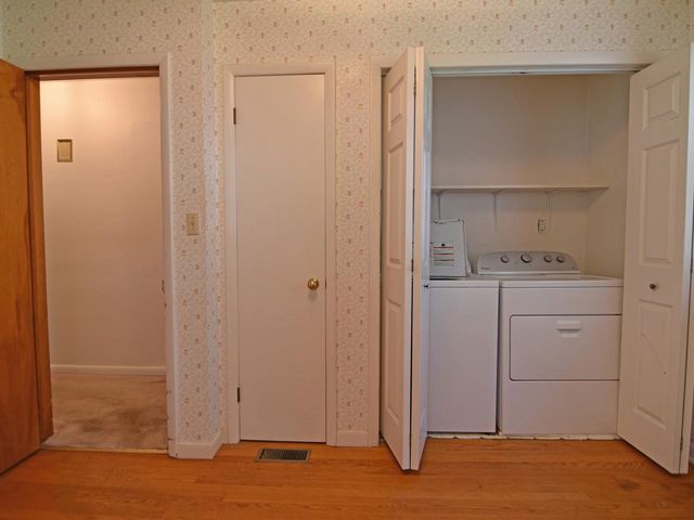 2 Murray Road, Essex Junction, VT 05452