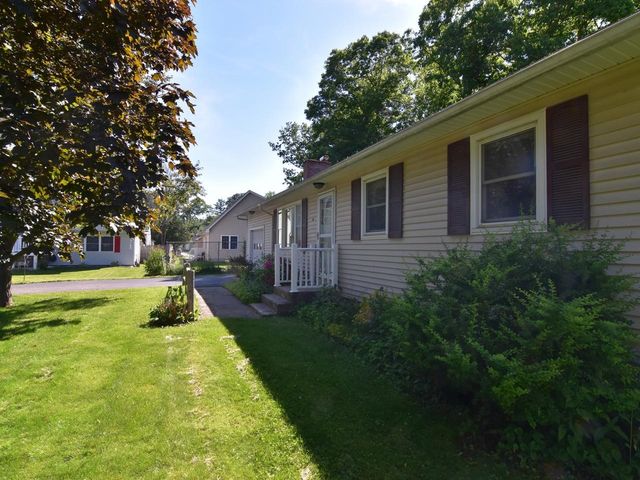 2 Murray Road, Essex Junction, VT 05452