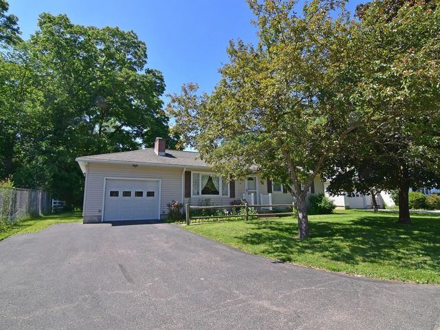 2 Murray Road, Essex Junction, VT 05452