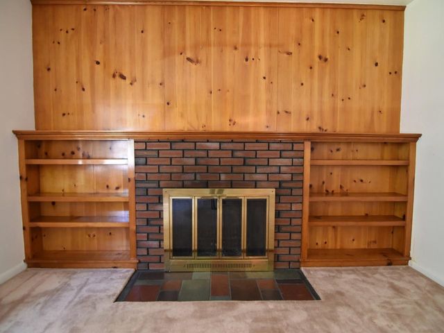 2 Murray Road, Essex Junction, VT 05452