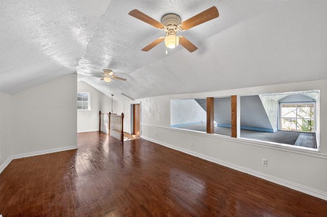 2904 Marigold Avenue, Fort Worth, TX 76111