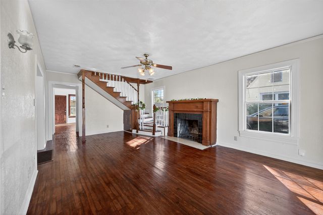 2904 Marigold Avenue, Fort Worth, TX 76111