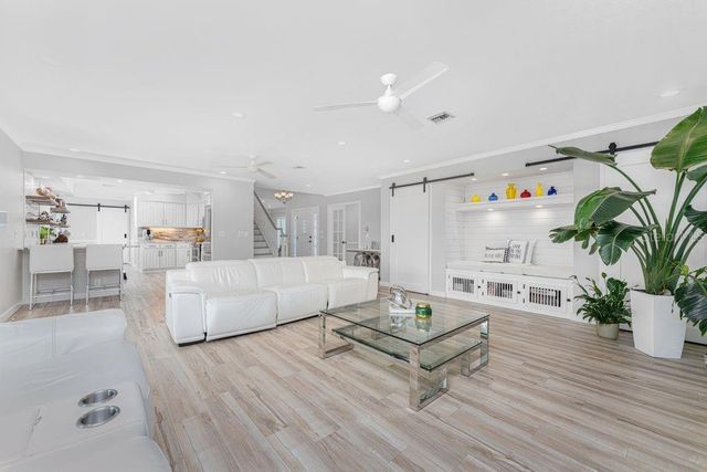 139 SEVILLE PLACE SW, Port Charlotte, FL 33952