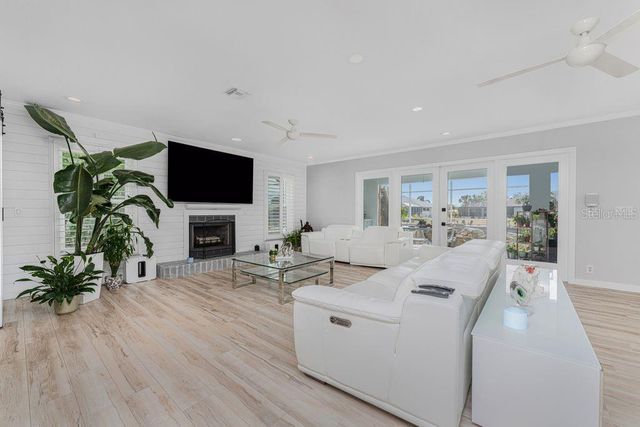 139 SEVILLE PLACE SW, Port Charlotte, FL 33952