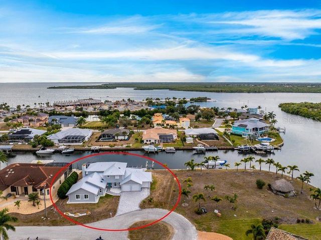 139 SEVILLE PLACE SW, Port Charlotte, FL 33952