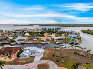 139 SEVILLE PLACE SW, Port Charlotte, FL 33952