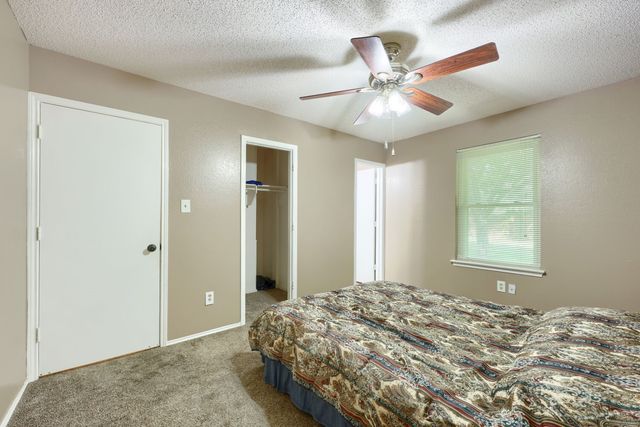 5901 Guildwood Drive, Arlington, TX 76017