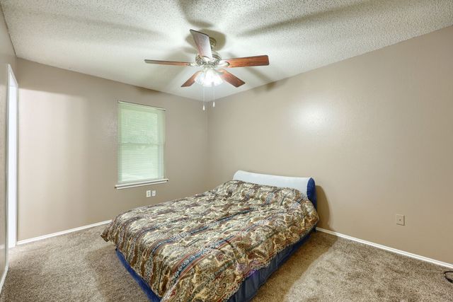 5901 Guildwood Drive, Arlington, TX 76017