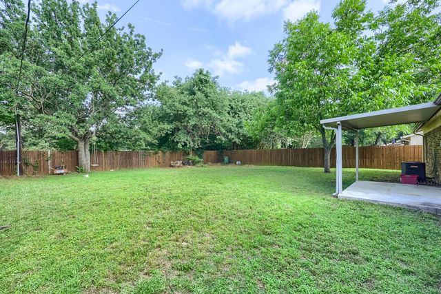 5901 Guildwood Drive, Arlington, TX 76017