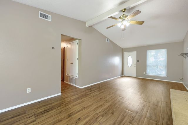 5901 Guildwood Drive, Arlington, TX 76017