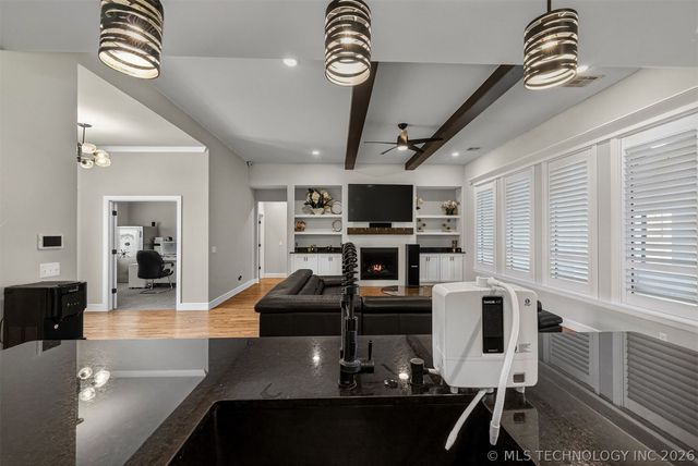 8202 N 150th East Avenue, Owasso, OK 74055