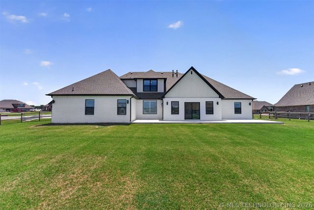 8202 N 150th East Avenue, Owasso, OK 74055