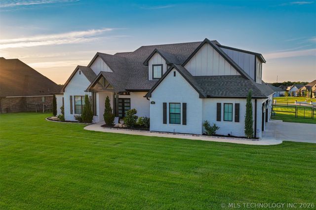 8202 N 150th East Avenue, Owasso, OK 74055