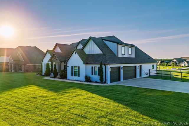 8202 N 150th East Avenue, Owasso, OK 74055