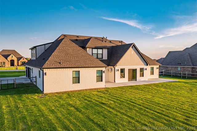 8202 N 150th East Avenue, Owasso, OK 74055