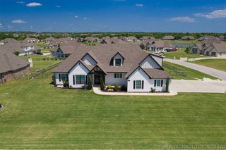 8202 N 150th East Avenue, Owasso, OK 74055