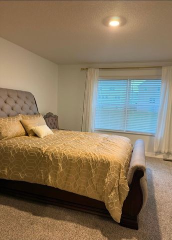 8345 Shire Trail, Woodbury, MN 55129