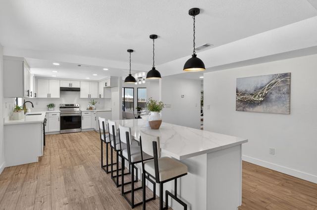 7001 Fall Way, Elk Grove, CA 95758