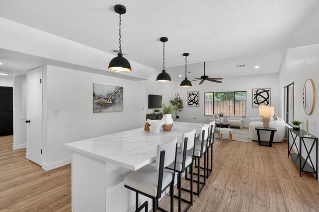 7001 Fall Way, Elk Grove, CA 95758