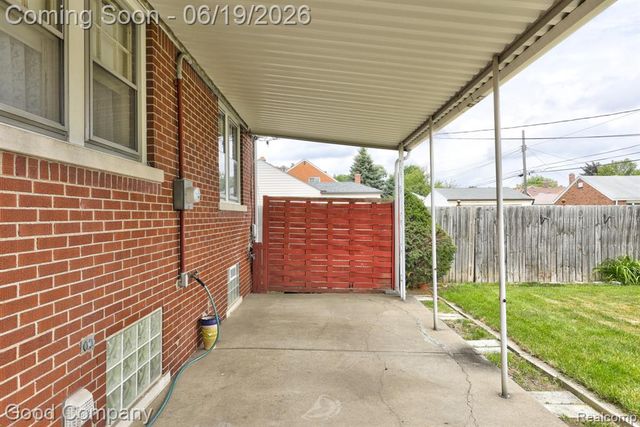 6464 Coleman Street, Dearborn, MI 48126