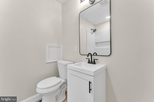 1869 MONARCH LN, Vineland, NJ 08361
