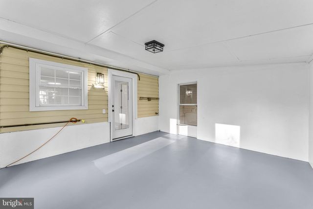 1869 MONARCH LN, Vineland, NJ 08361