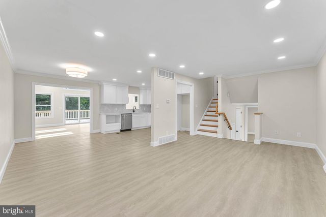 1869 MONARCH LN, Vineland, NJ 08361