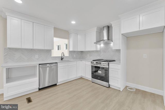 1869 MONARCH LN, Vineland, NJ 08361