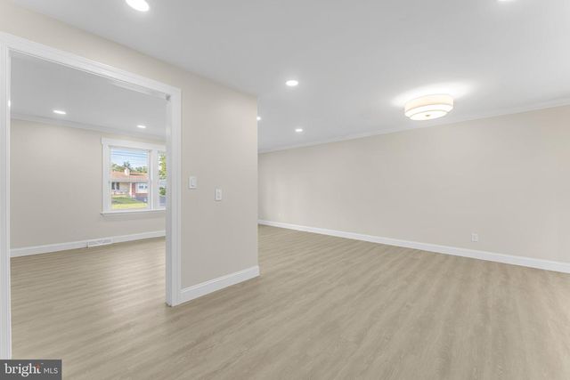 1869 MONARCH LN, Vineland, NJ 08361