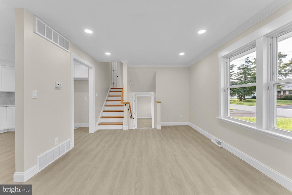 1869 MONARCH LN, VINELAND, NJ 08361 — photo 5