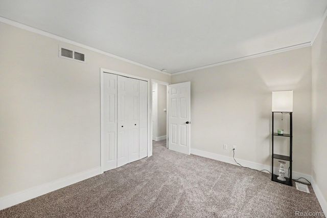 39721 Camp Street, Harrison Charter Township, MI 48045