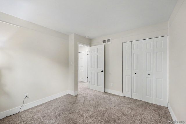 39721 Camp Street, Harrison Charter Township, MI 48045