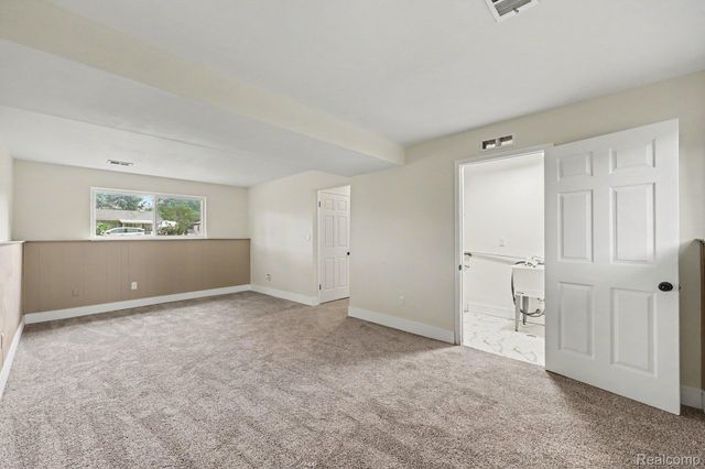 39721 Camp Street, Harrison Charter Township, MI 48045