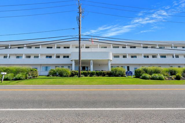 585 Dune Road A-21, Westhampton Beach, NY 11978