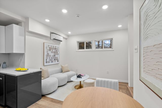 407 PARK AVE, Weehawken, NJ 07086