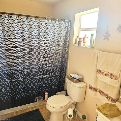 1004 SE 24th AVE, Cape Coral, FL 33990