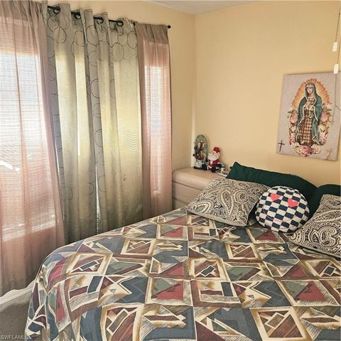 1004 SE 24th AVE, Cape Coral, FL 33990