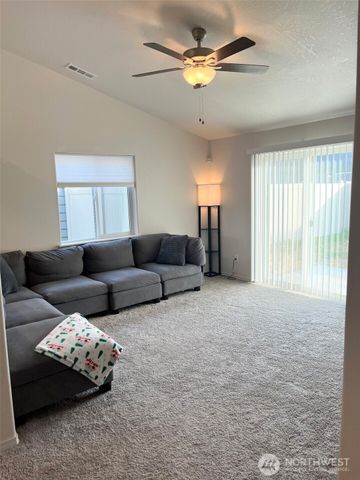 1119 W Aspen Road, Moses Lake, WA 98837