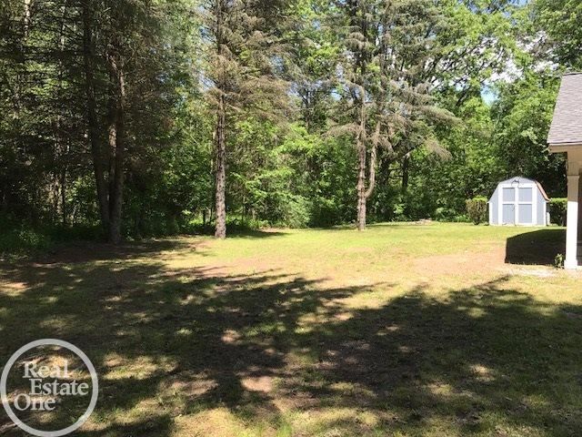 19207 29 Mile Road, Ray Twp, MI 48096