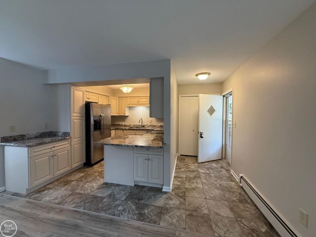 19207 29 Mile Road, Ray Twp, MI 48096