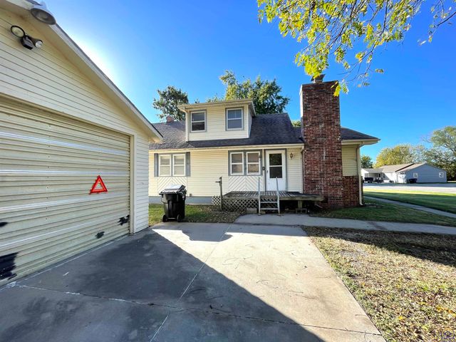 308 S Beaubein ST, Silver Lake, KS 66539