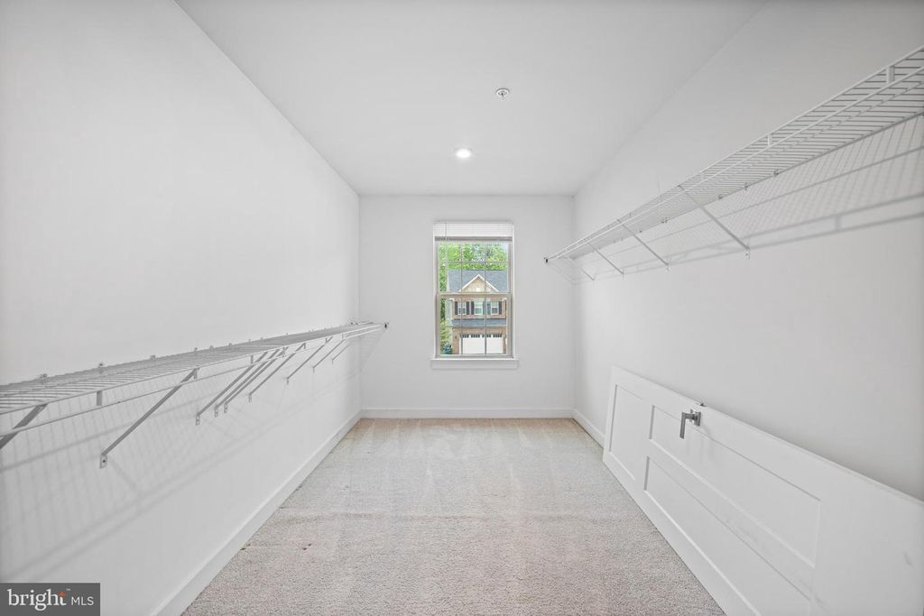 Image 19 of property listing at 8225 E BRANCH DR, Brandywine, MD 20613
