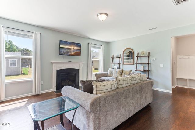 613 Golden Plum Lane, Zebulon, NC 27597